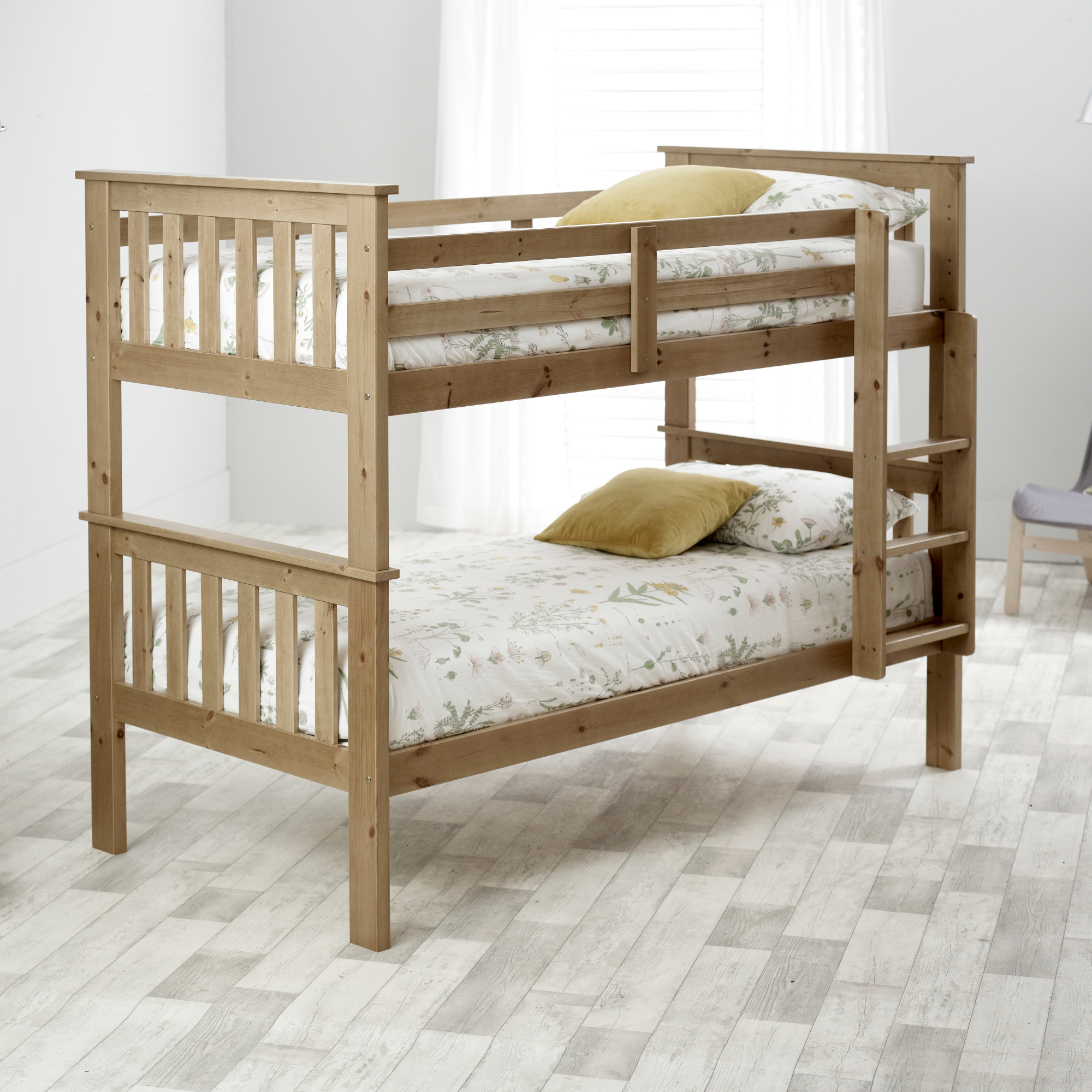Pine Wooden Bunk Bed - 3ft Single | Carra