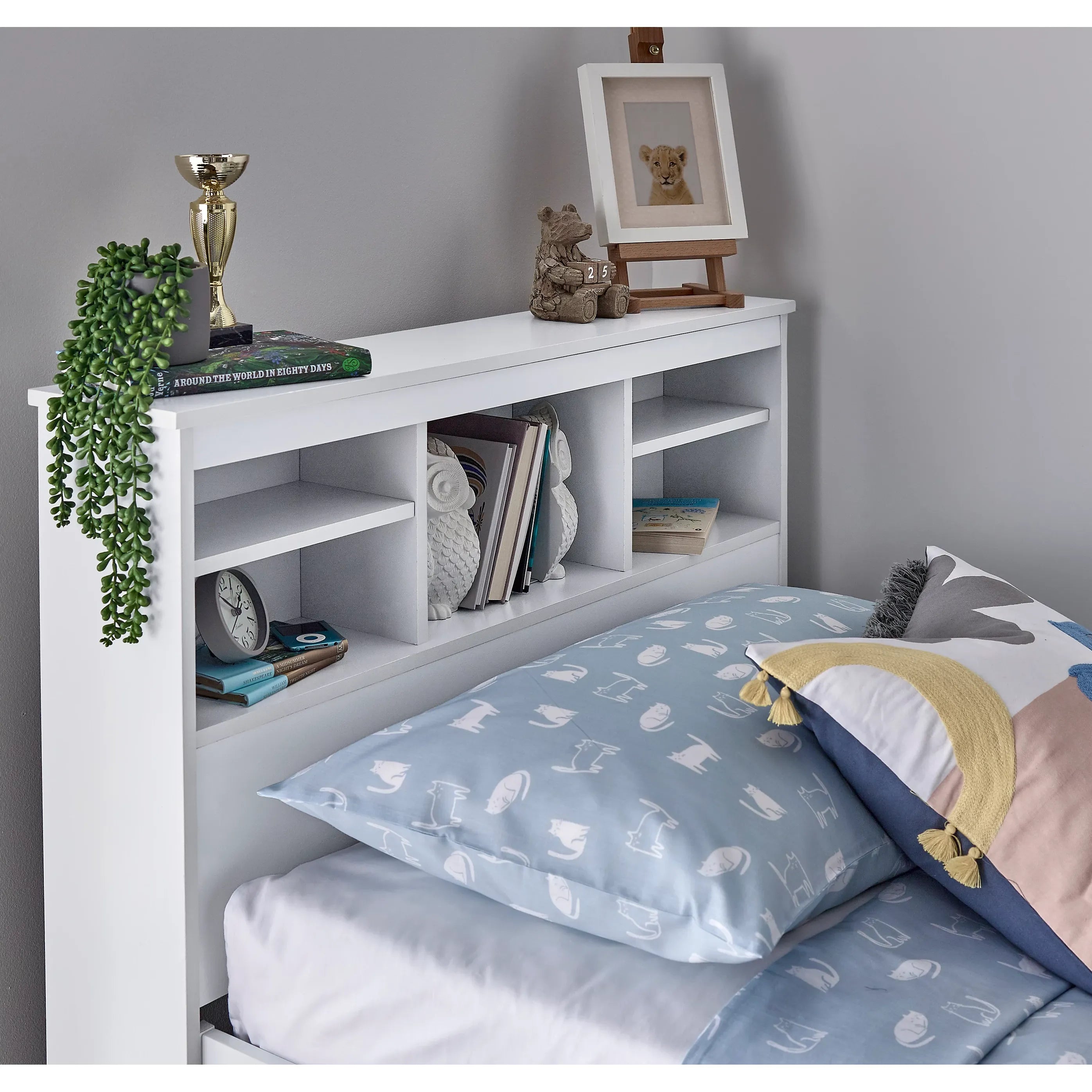 White Wooden Day Bed with Optional Guest Bed - 3ft Single | Veera